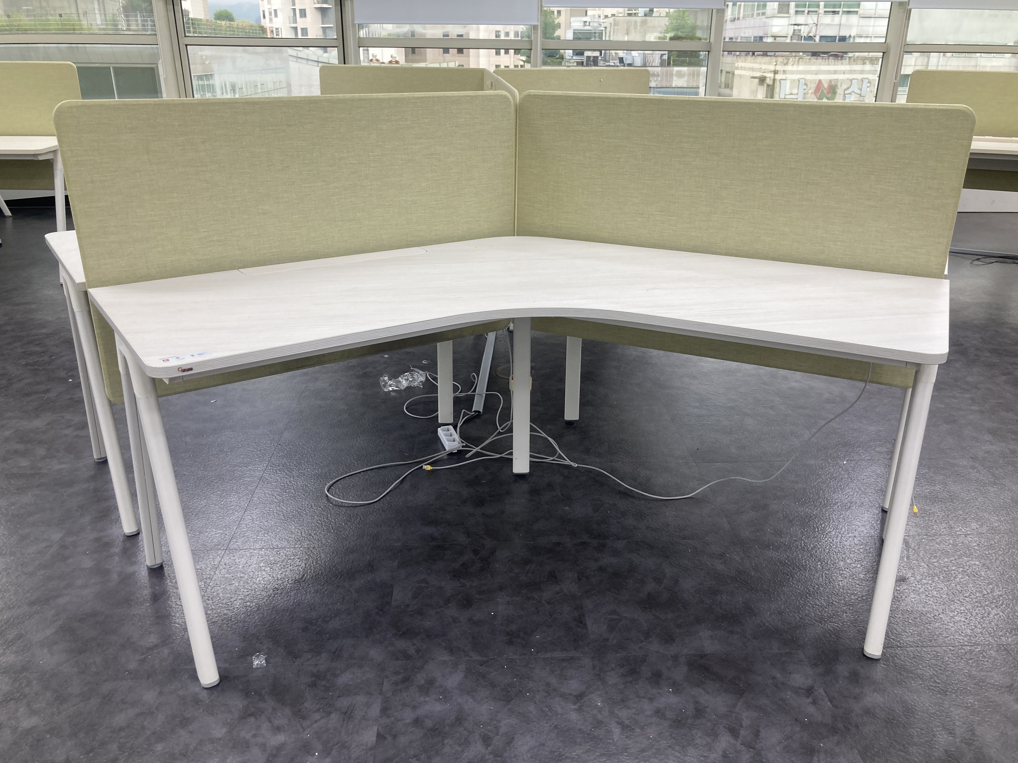 퍼시스 120도 인에이블책상세트[3인석]