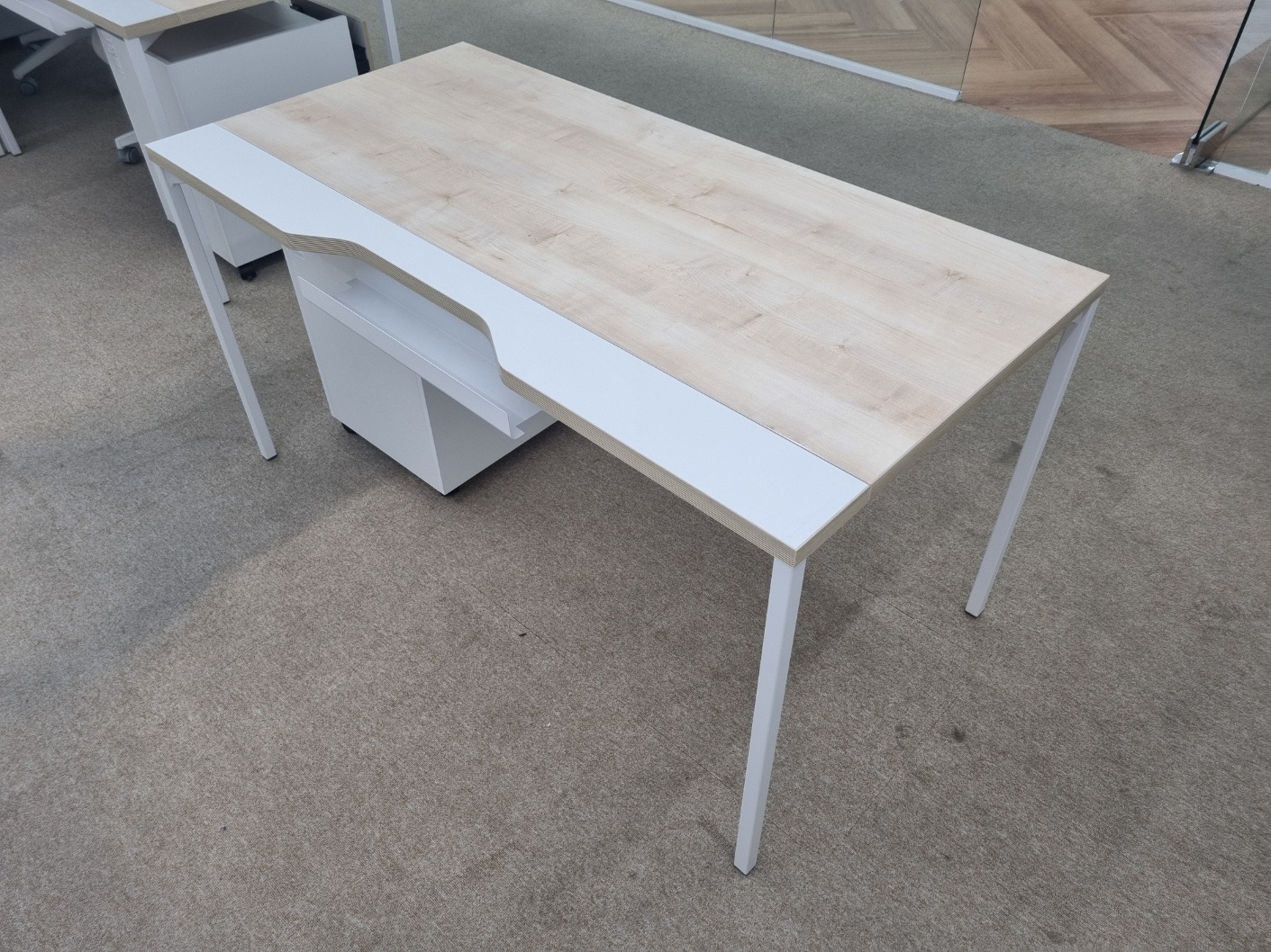 데스커 1400*700 책상[서랍별매,색상:MLWW]-5개예약