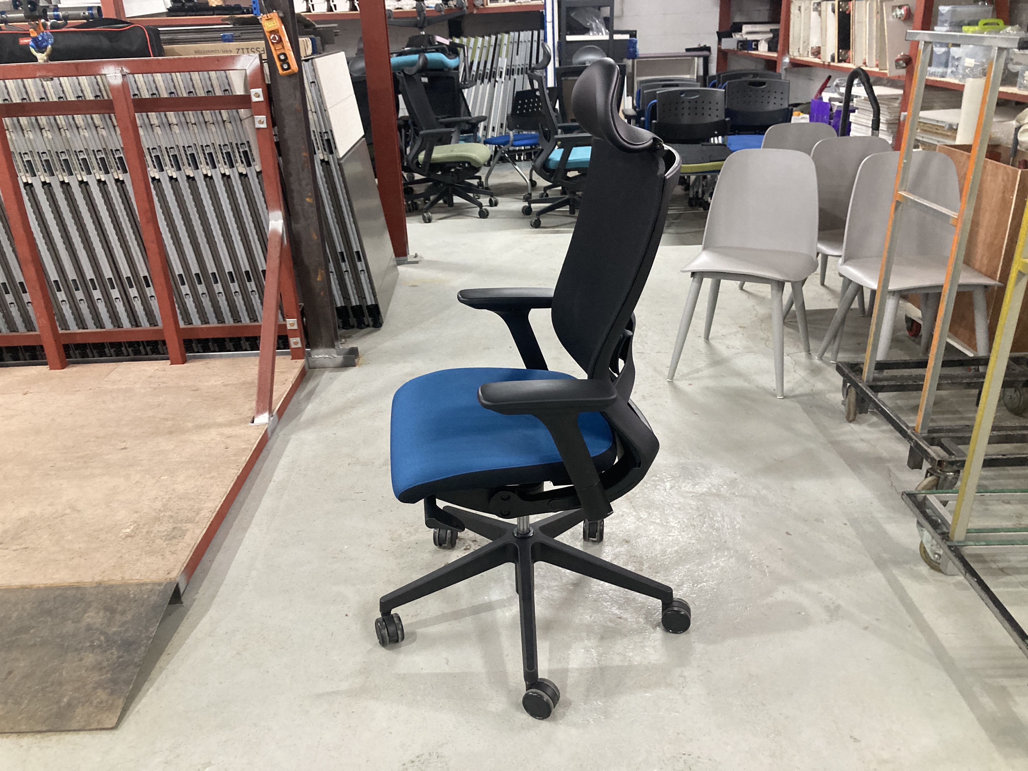 퍼시스 CHN4300AH 사무용의자[블루]