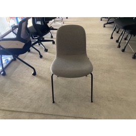 퍼시스 스푼 회의의자