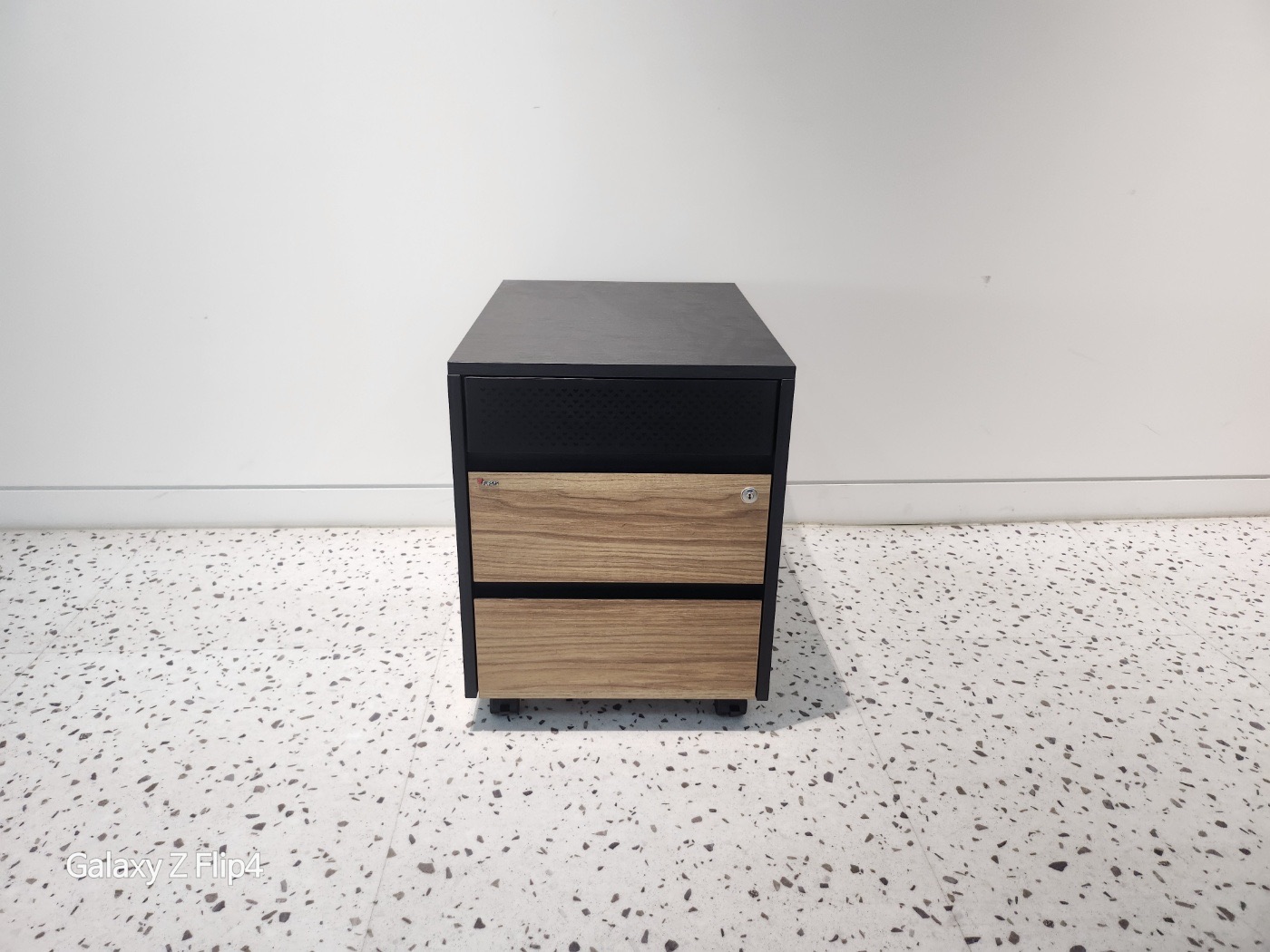 퍼시스 인에이블 3단서랍장[FDP0303,색상:OHNBK]